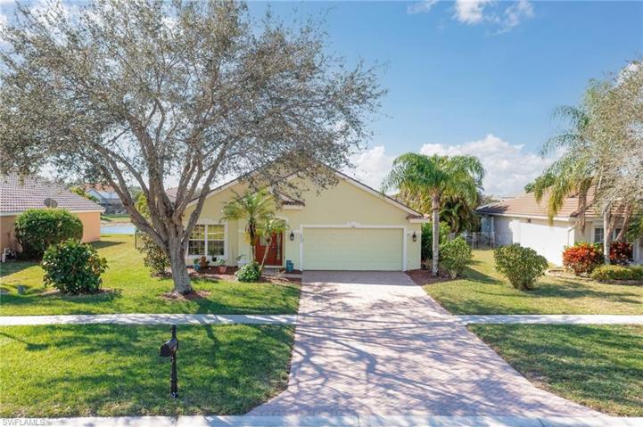 2835 Orange Grove TRL, NAPLES FL 34120