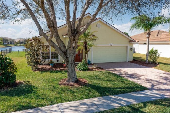 2835 Orange Grove TRL, NAPLES FL 34120