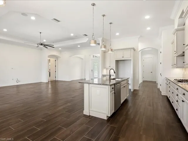 1546 Mockingbird Dr, Naples, Florida 34120