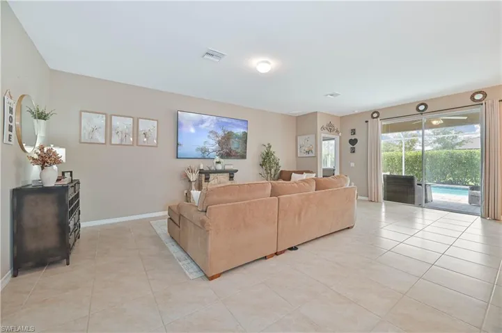 3273 Apple Blossom Dr, Alva, Florida 33920