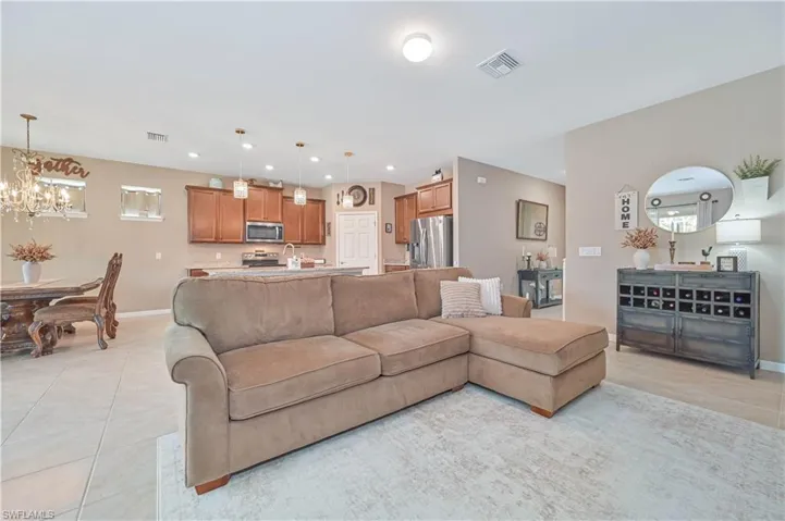 3273 Apple Blossom Dr, Alva, Florida 33920