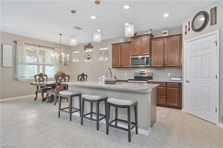 3273 Apple Blossom Dr, Alva, Florida 33920