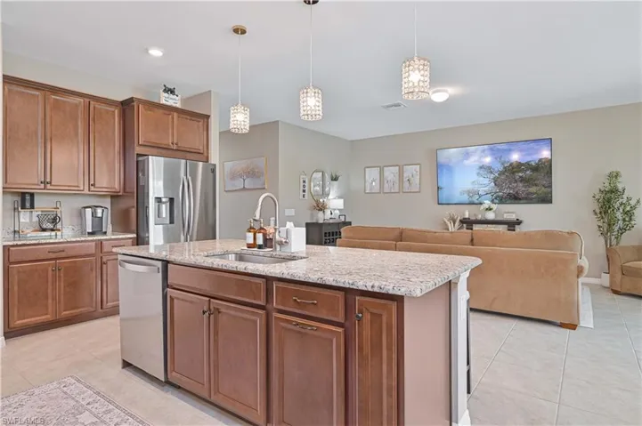 3273 Apple Blossom Dr, Alva, Florida 33920