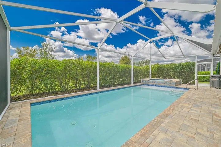 3273 Apple Blossom Dr, Alva, Florida 33920