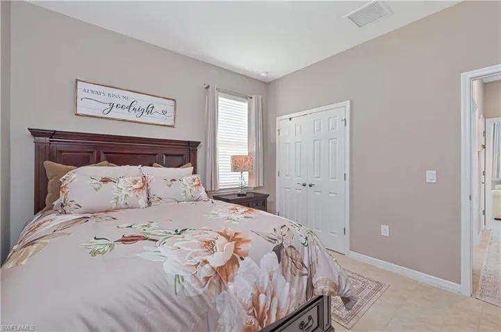 3273 Apple Blossom Dr, Alva, Florida 33920