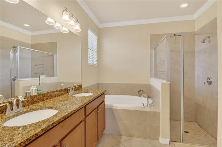 3640 Treasure Cove Cir, Naples, Florida 34114