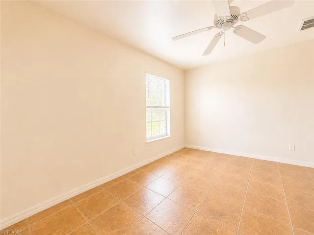 509 Ne 24th Pl A, Cape Coral, Florida 33909