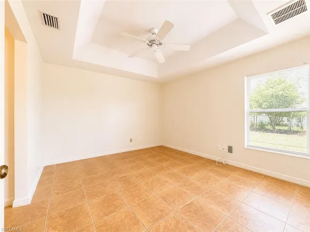 509 Ne 24th Pl A, Cape Coral, Florida 33909