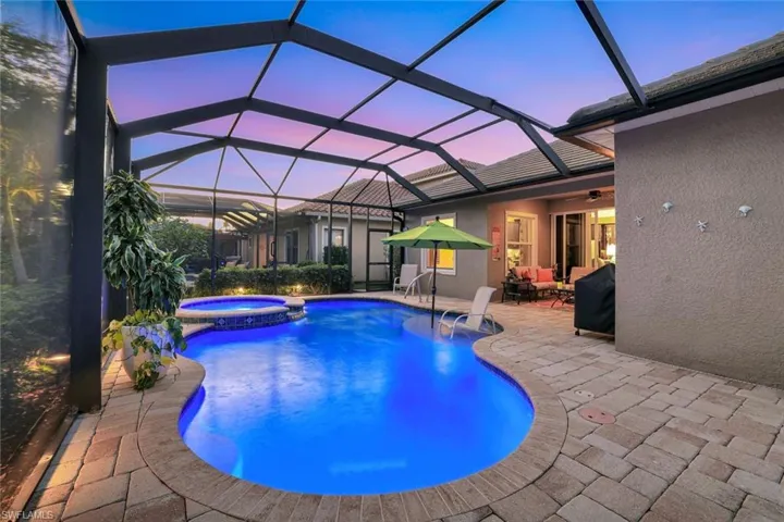 3667  Canopy  CIR, Naples, FL 34120