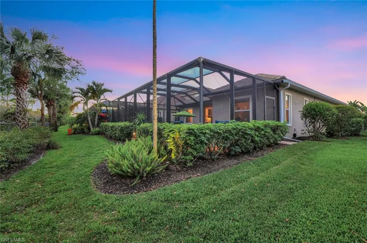 3667  Canopy  CIR, Naples, FL 34120