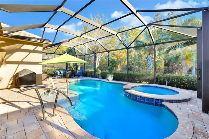 3667  Canopy  CIR, Naples, FL 34120