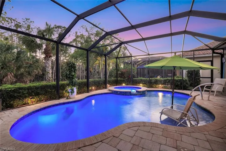 3667  Canopy  CIR, Naples, FL 34120