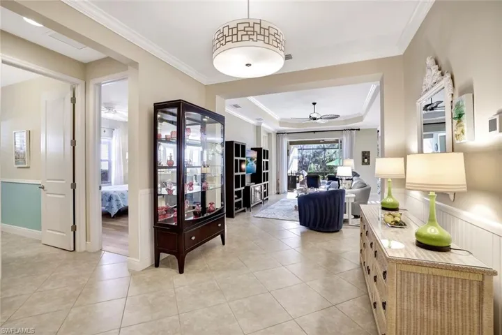 3667  Canopy  CIR, Naples, FL 34120