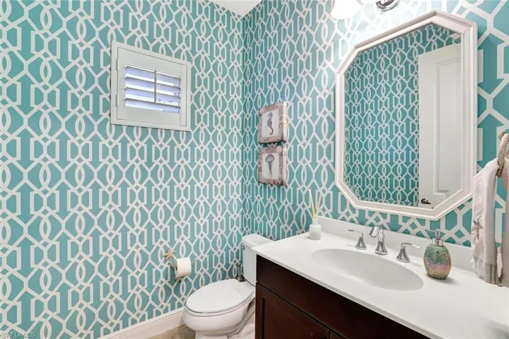 3667  Canopy  CIR, Naples, FL 34120