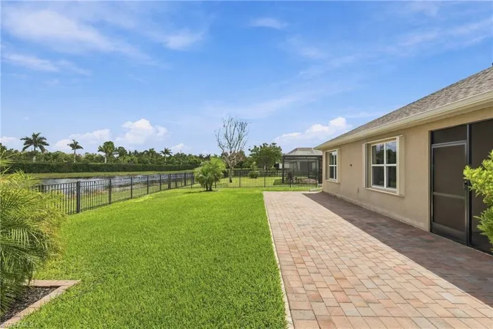 2717 Foralesca Ct, Cape Coral, Florida 33909