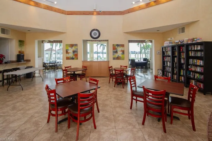 7768 Jewel Ln 102, Naples, Florida 34109