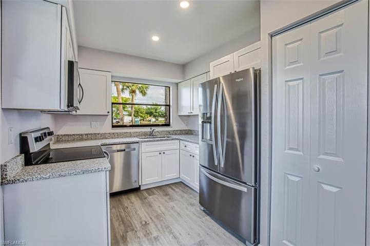 632 SE 12th CT # 10, CAPE CORAL FL 33990