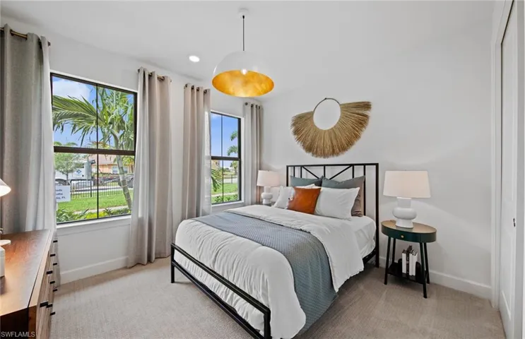 Photo of furnished model, options may vary.