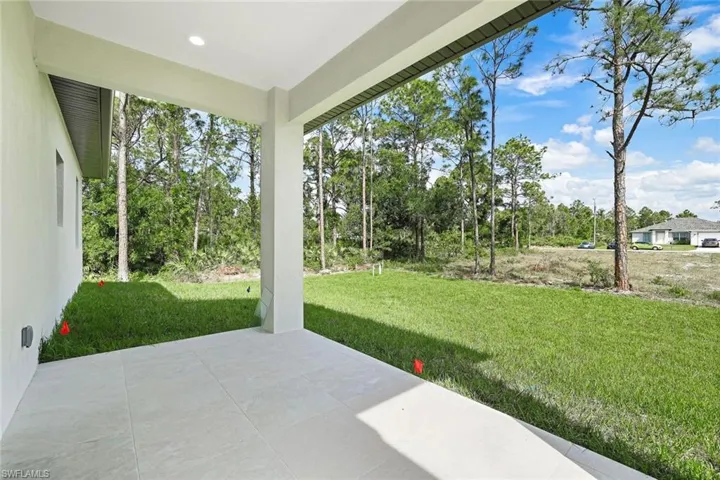 2712  17th W ST, Lehigh Acres, FL 33971