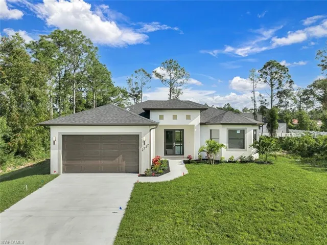 2712  17th W ST, Lehigh Acres, FL 33971
