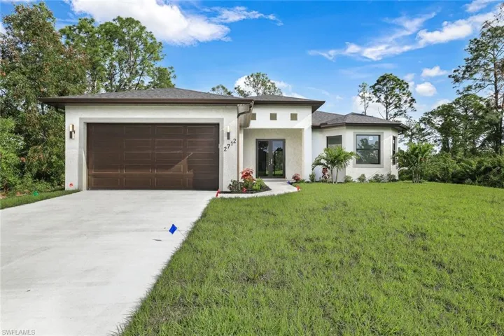2712  17th W ST, Lehigh Acres, FL 33971