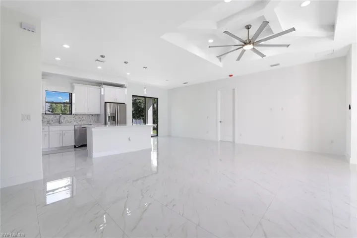 2712  17th W ST, Lehigh Acres, FL 33971
