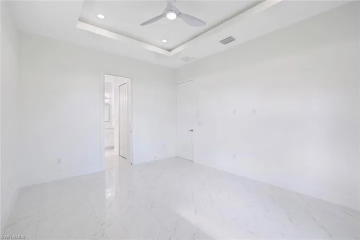 2712  17th W ST, Lehigh Acres, FL 33971