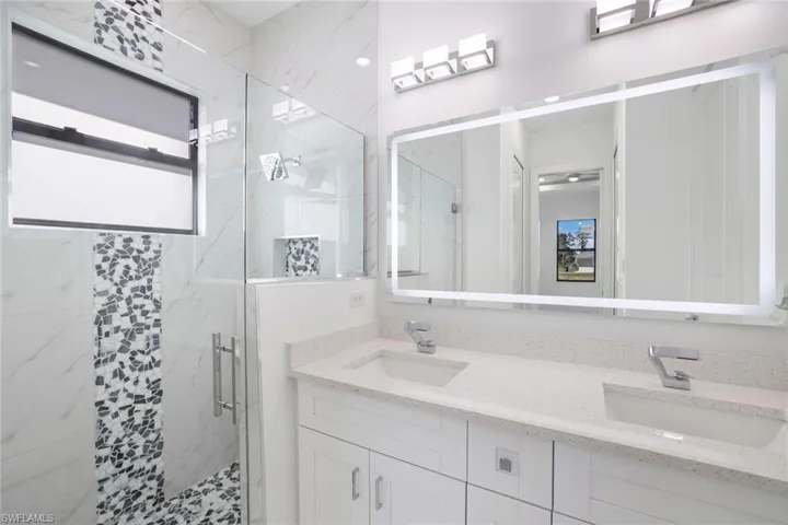 2712  17th W ST, Lehigh Acres, FL 33971