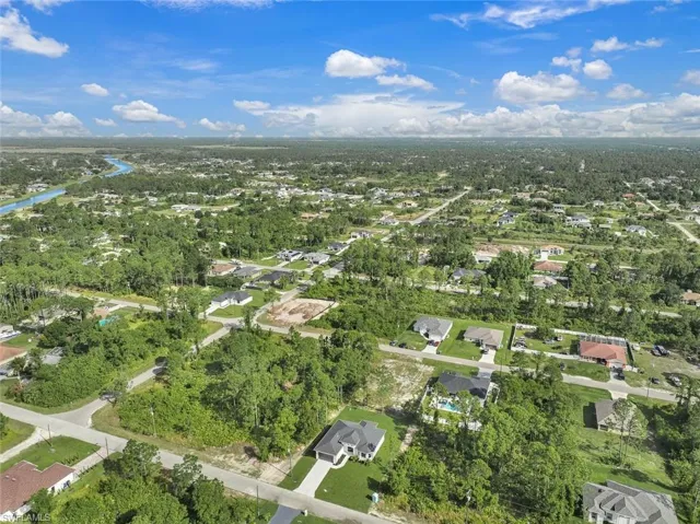 2712  17th W ST, Lehigh Acres, FL 33971