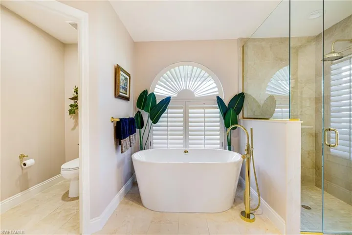 Primary bath