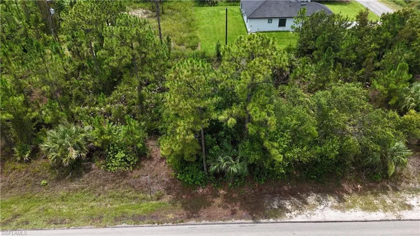 2402 E 10th St, Lehigh Acres, Florida 33936
