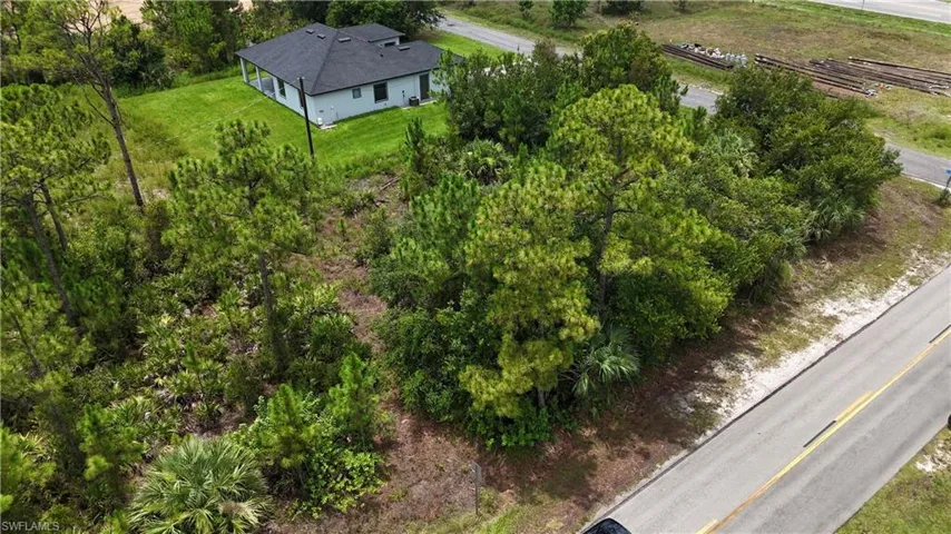 2402 E 10th St, Lehigh Acres, Florida 33936