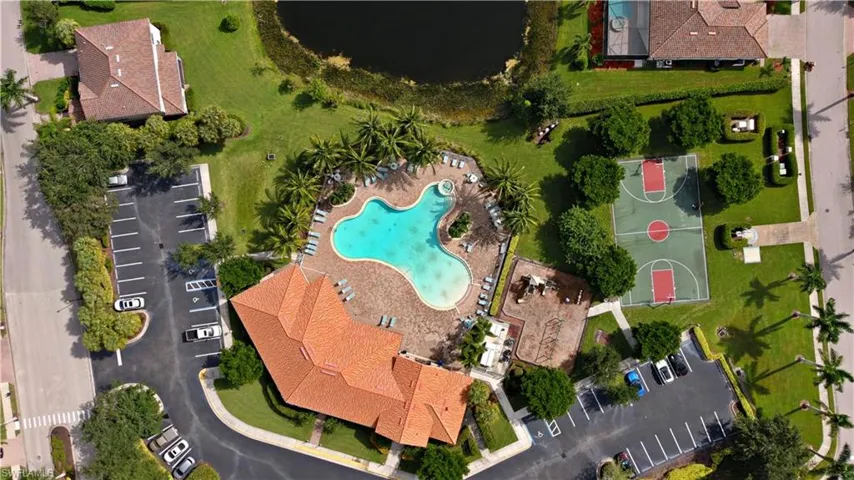 11288  Red Bluff  LN, Fort Myers, FL 33912