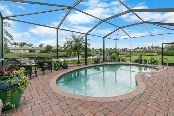11288  Red Bluff  LN, Fort Myers, FL 33912