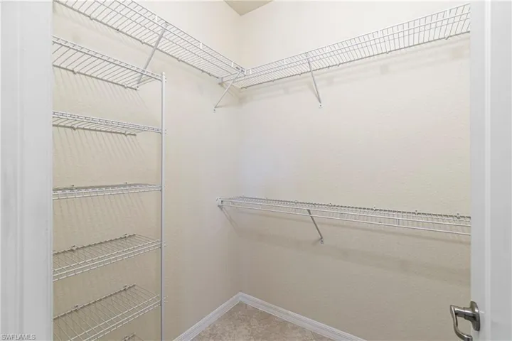 11288  Red Bluff  LN, Fort Myers, FL 33912