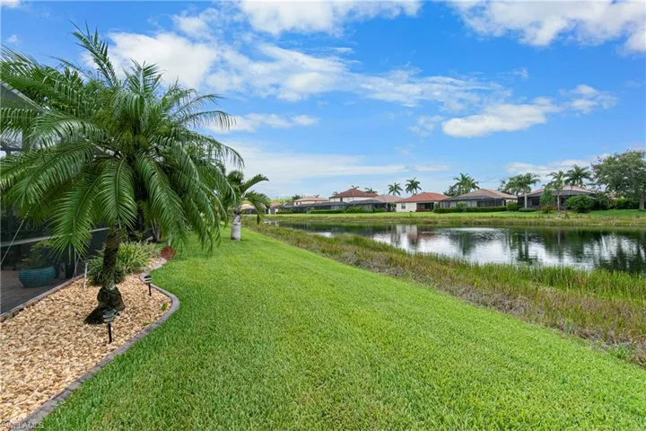 11288  Red Bluff  LN, Fort Myers, FL 33912
