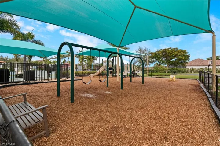 11288  Red Bluff  LN, Fort Myers, FL 33912