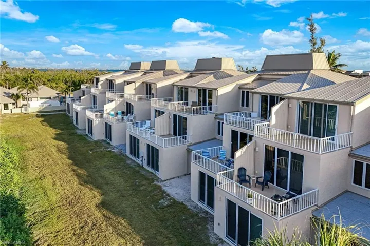 200 Periwinkle Way # 214, Sanibel, Florida 33957