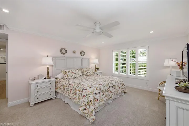 2875 Gulf Shore Blvd N 106, Naples, Florida 34103