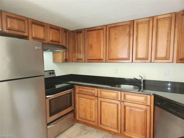 3175  Royalston  AVE, Fort Myers, FL 33916