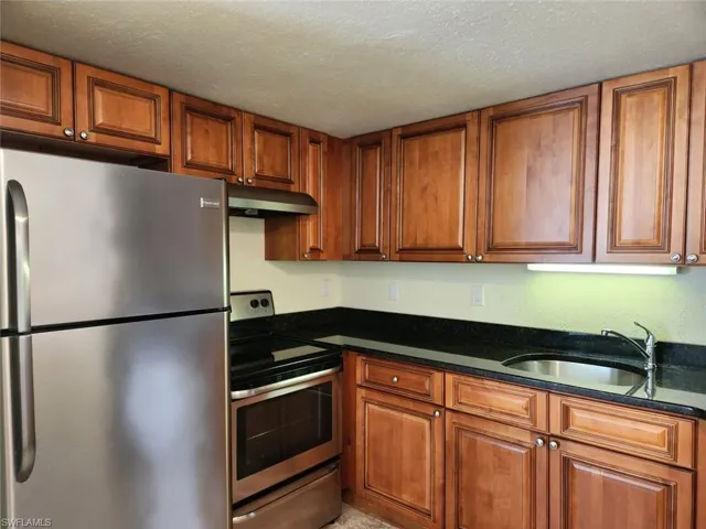 3175  Royalston  AVE, Fort Myers, FL 33916
