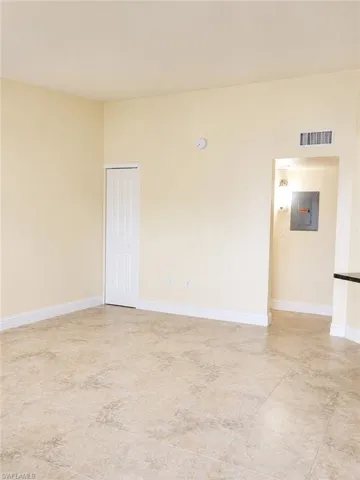 3175 Royalston Ave 105, Fort Myers, Florida 33916