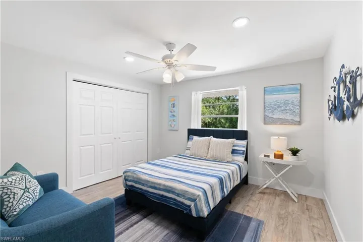 2360  Clipper  WAY, Naples, FL 34104
