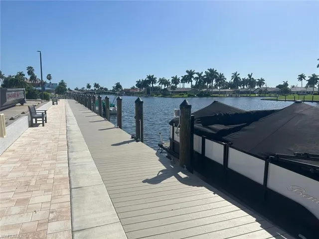 4260 Se 20th Pl 205, Cape Coral, Florida 33904