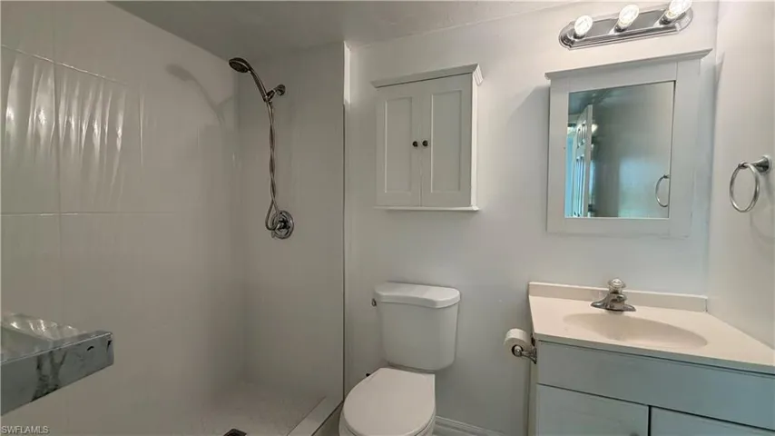3407  Winkler  AVE, Fort Myers, FL 33916