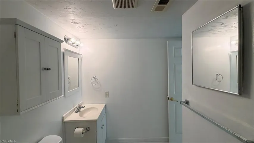 3407  Winkler  AVE, Fort Myers, FL 33916