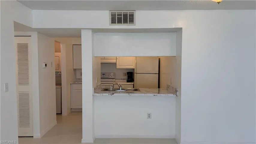 3407  Winkler  AVE, Fort Myers, FL 33916
