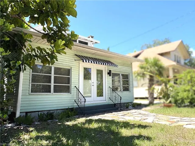 2156 Victoria Ave, Fort Myers, Florida 33901