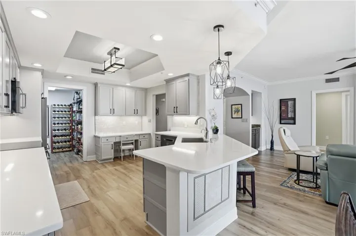 2104 1st St 1702, Fort Myers, Florida 33901