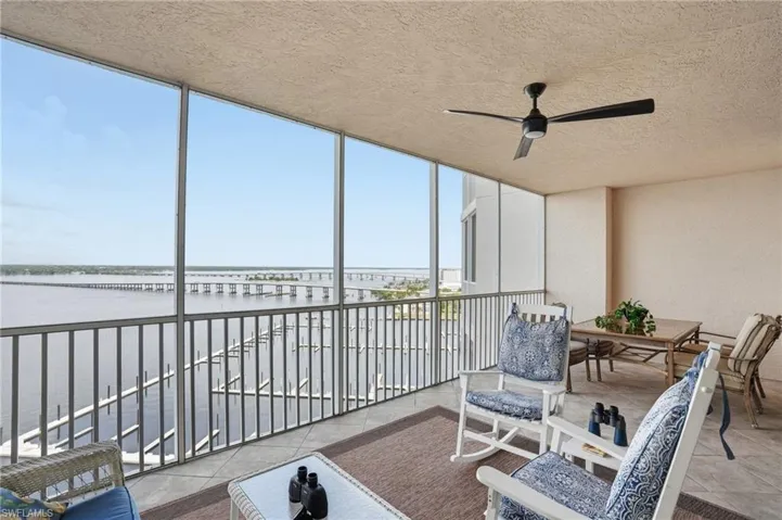 2104 1st St 1702, Fort Myers, Florida 33901